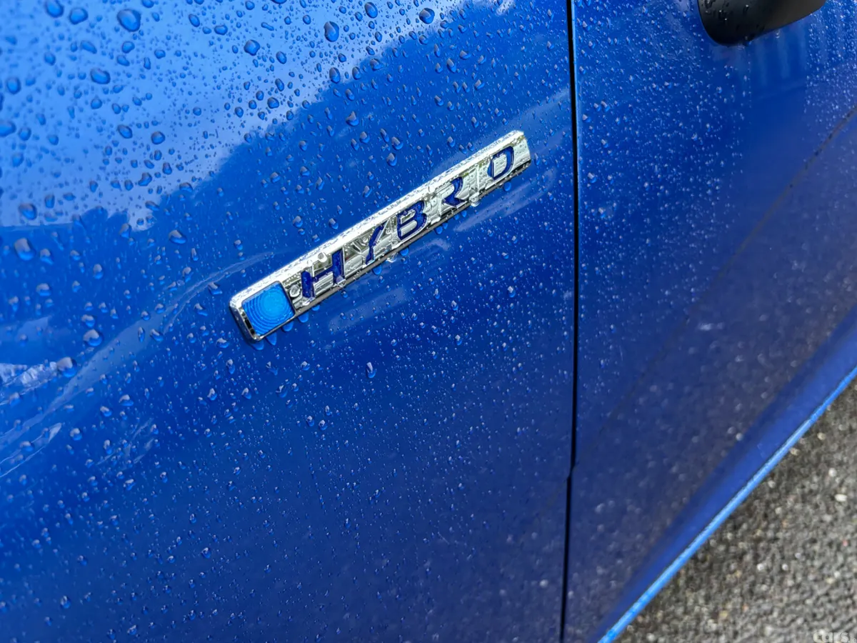 Honda Fit SUV, Petrol Hybrid, 2019, Blue