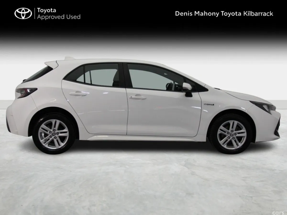 Toyota Corolla Hatchback, Petrol Hybrid, 2021, White