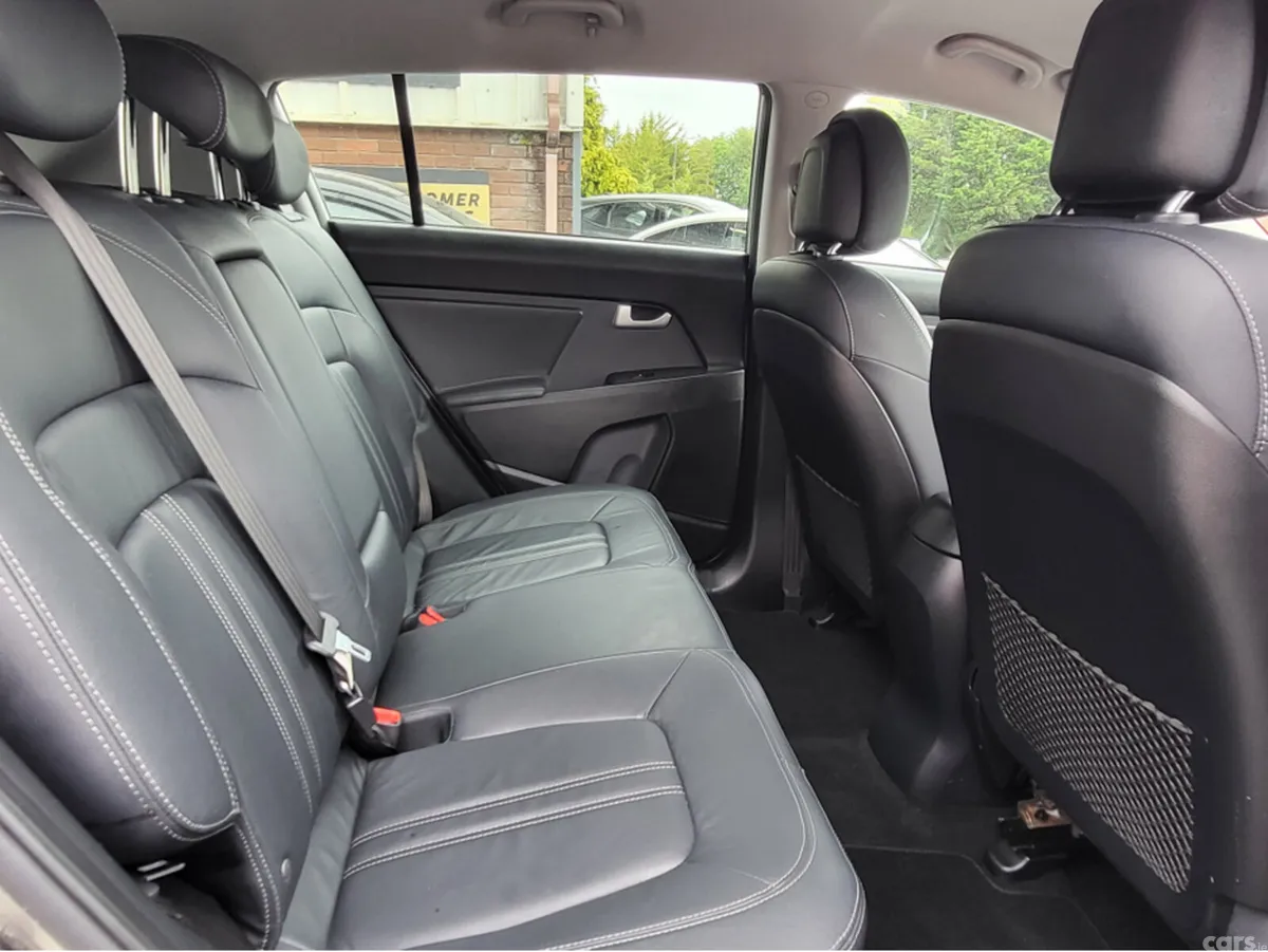 Kia Sportage MPV, Diesel, 2015, Beige