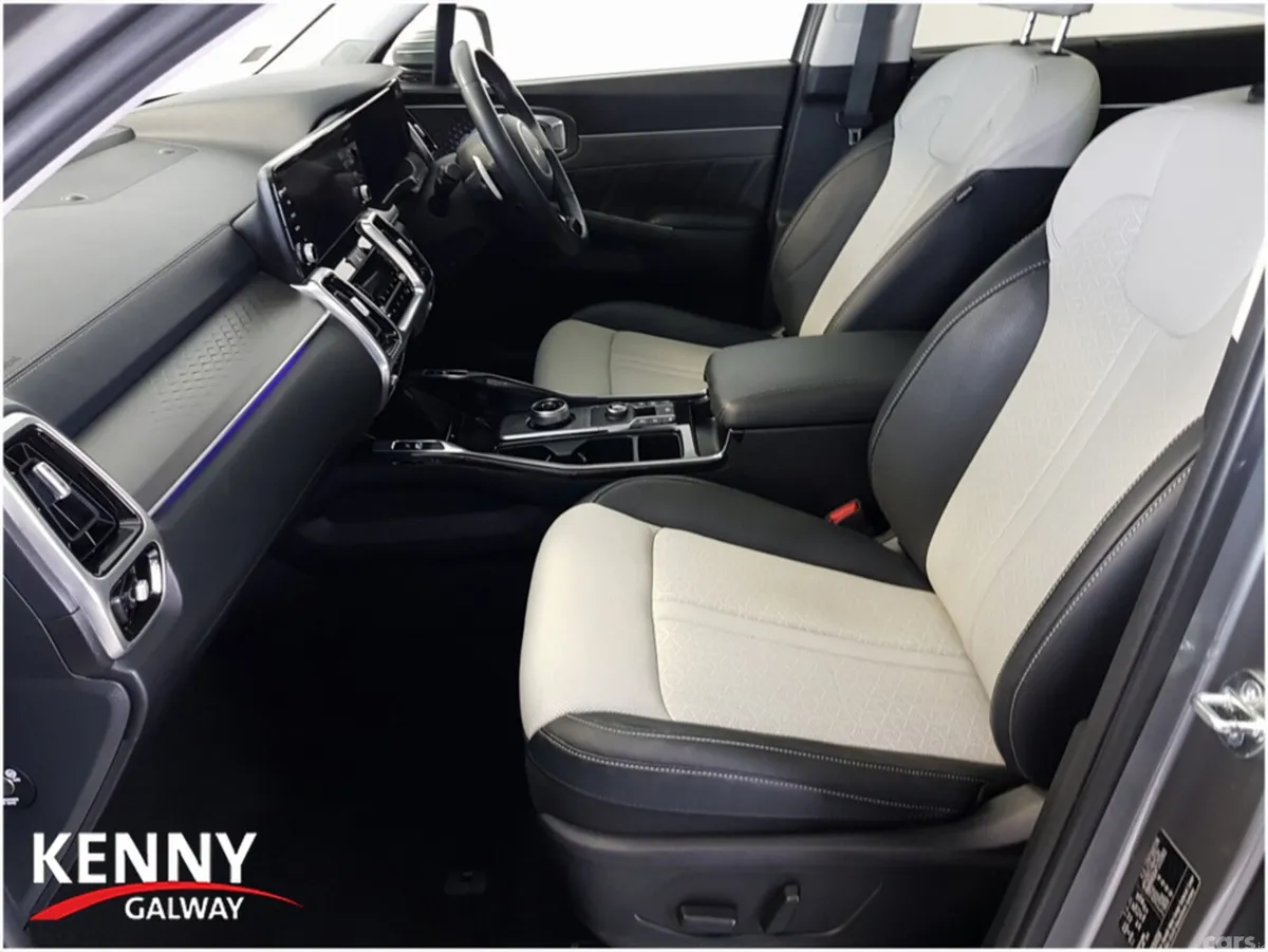 Kia Sorento MPV, Diesel, 2023, Grey