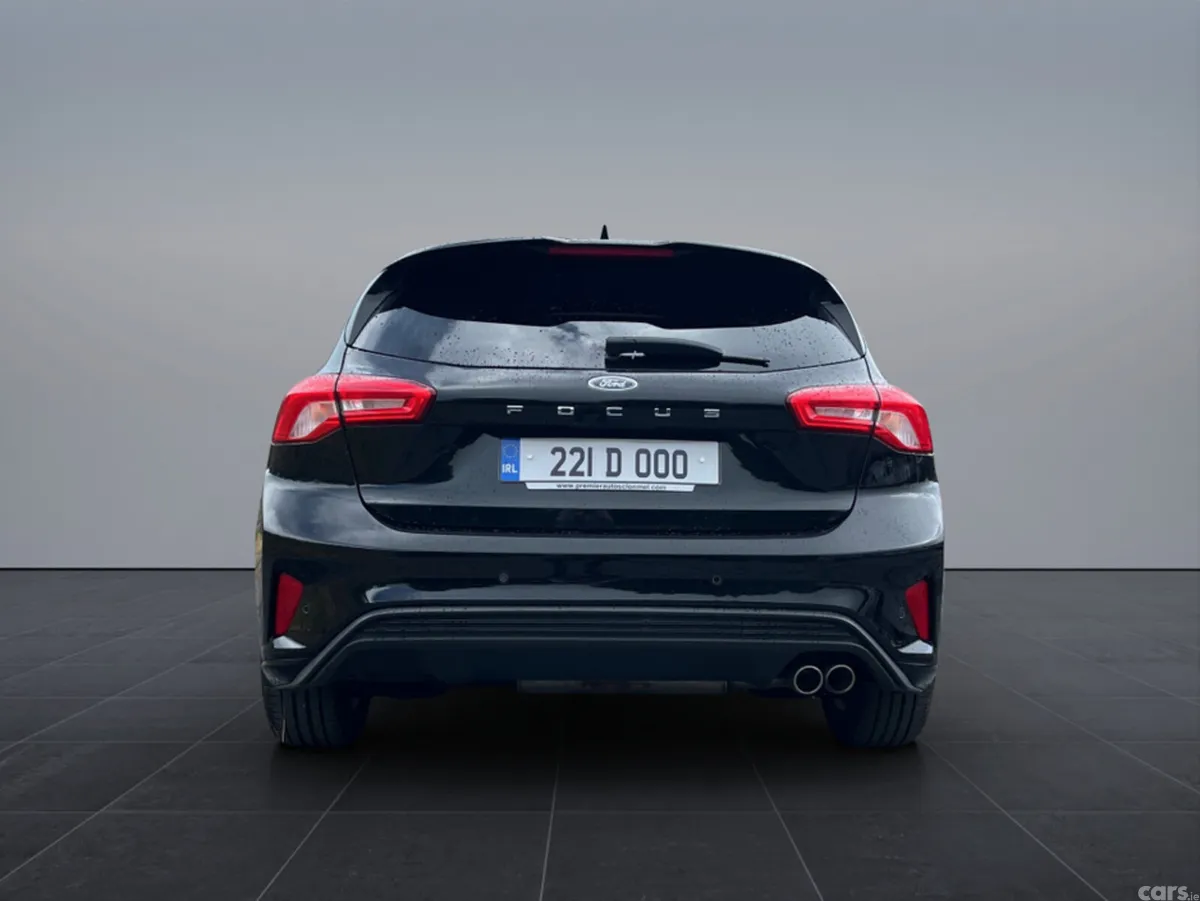 Ford Focus Hatchback, Diesel, 2022, Black