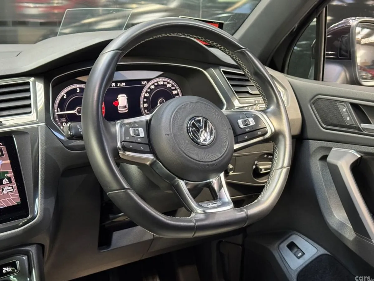 Volkswagen Tiguan MPV, Diesel, 2019, Black