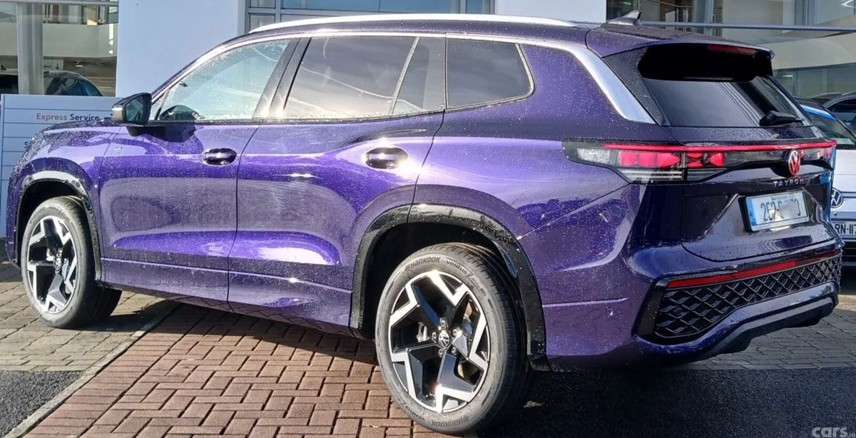 Volkswagen Tayron Estate, Diesel, 2025, Purple