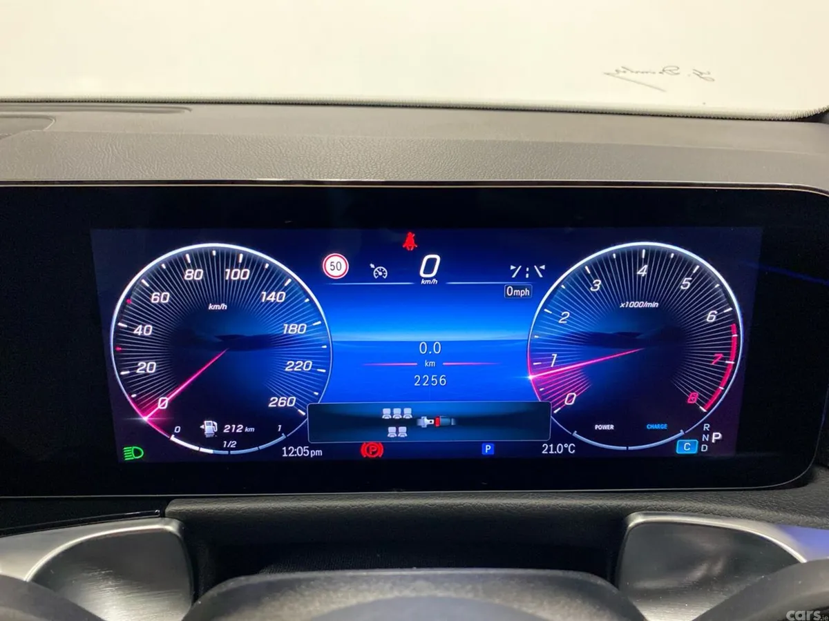 Mercedes-Benz GLB SUV, Petrol, 2026, Grey