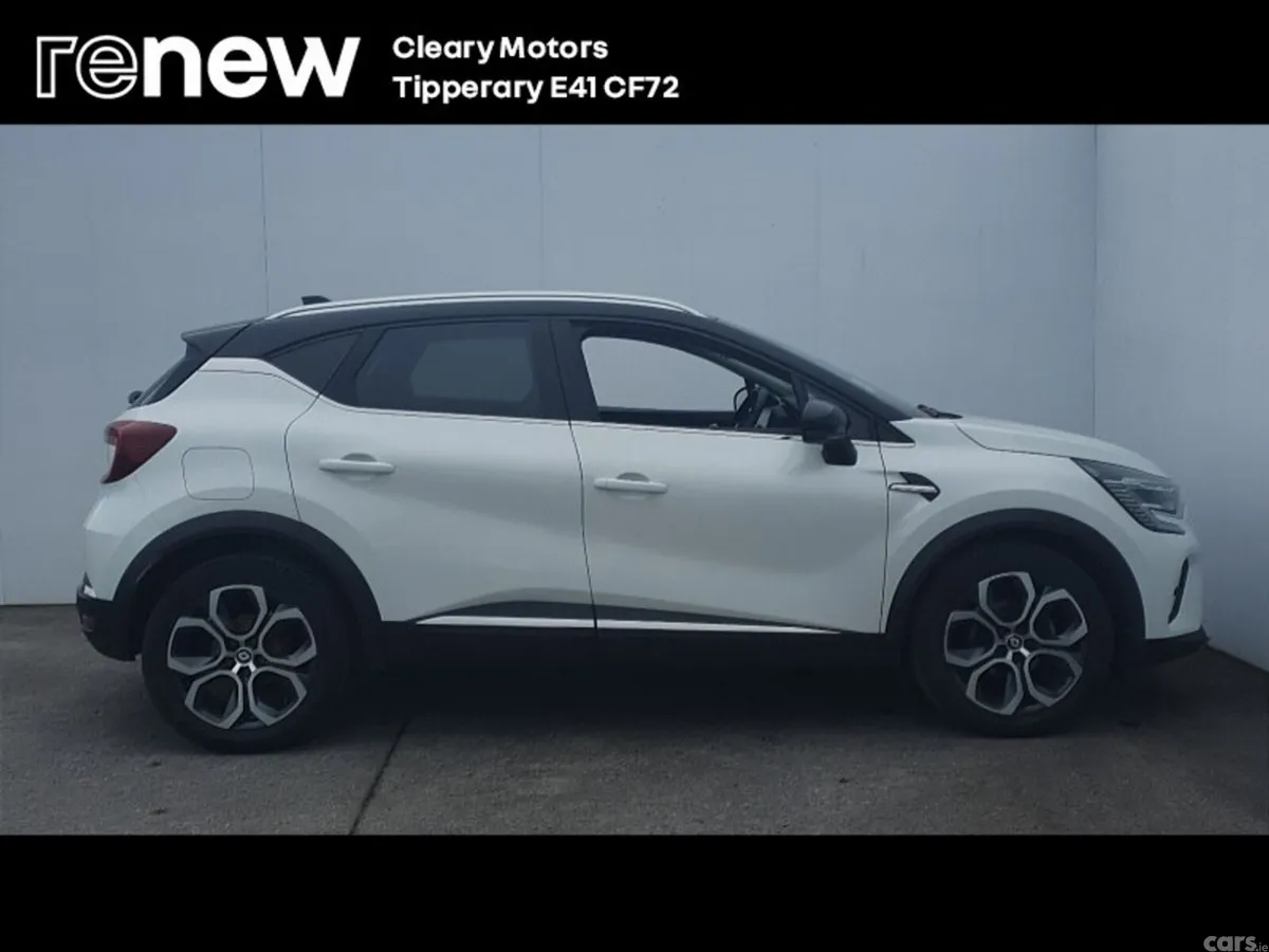 Renault Captur Hatchback, Petrol, 2023, White