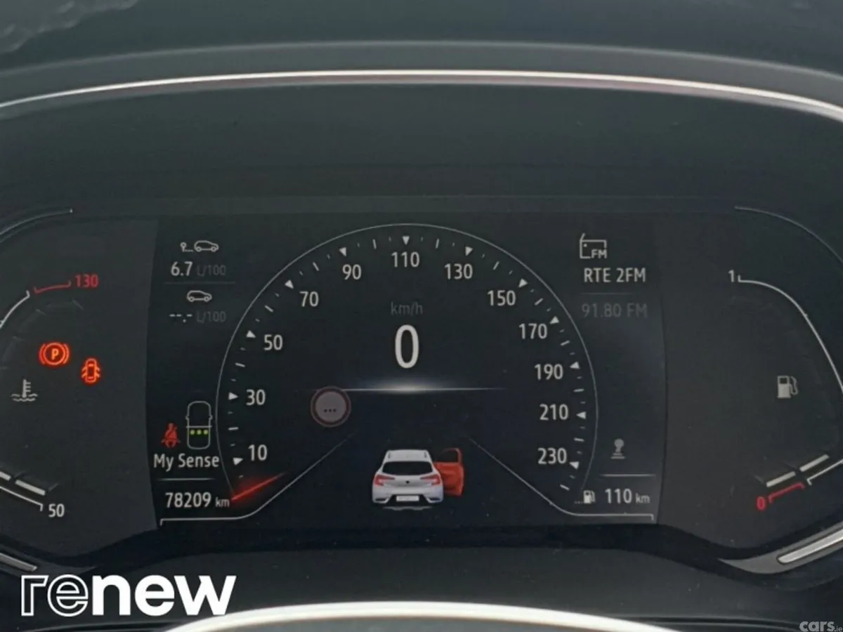 Renault Captur Hatchback, Petrol, 2023, White