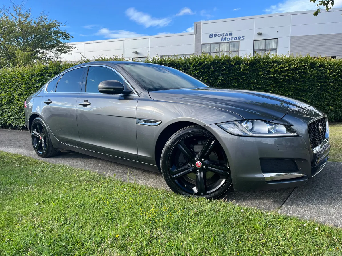 Jaguar XF Saloon, Diesel, 2017, Grey