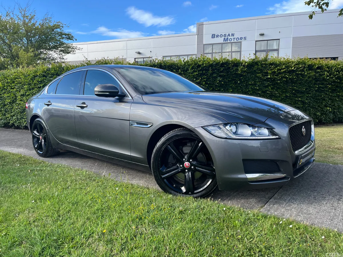 Jaguar XF Saloon, Diesel, 2017, Grey
