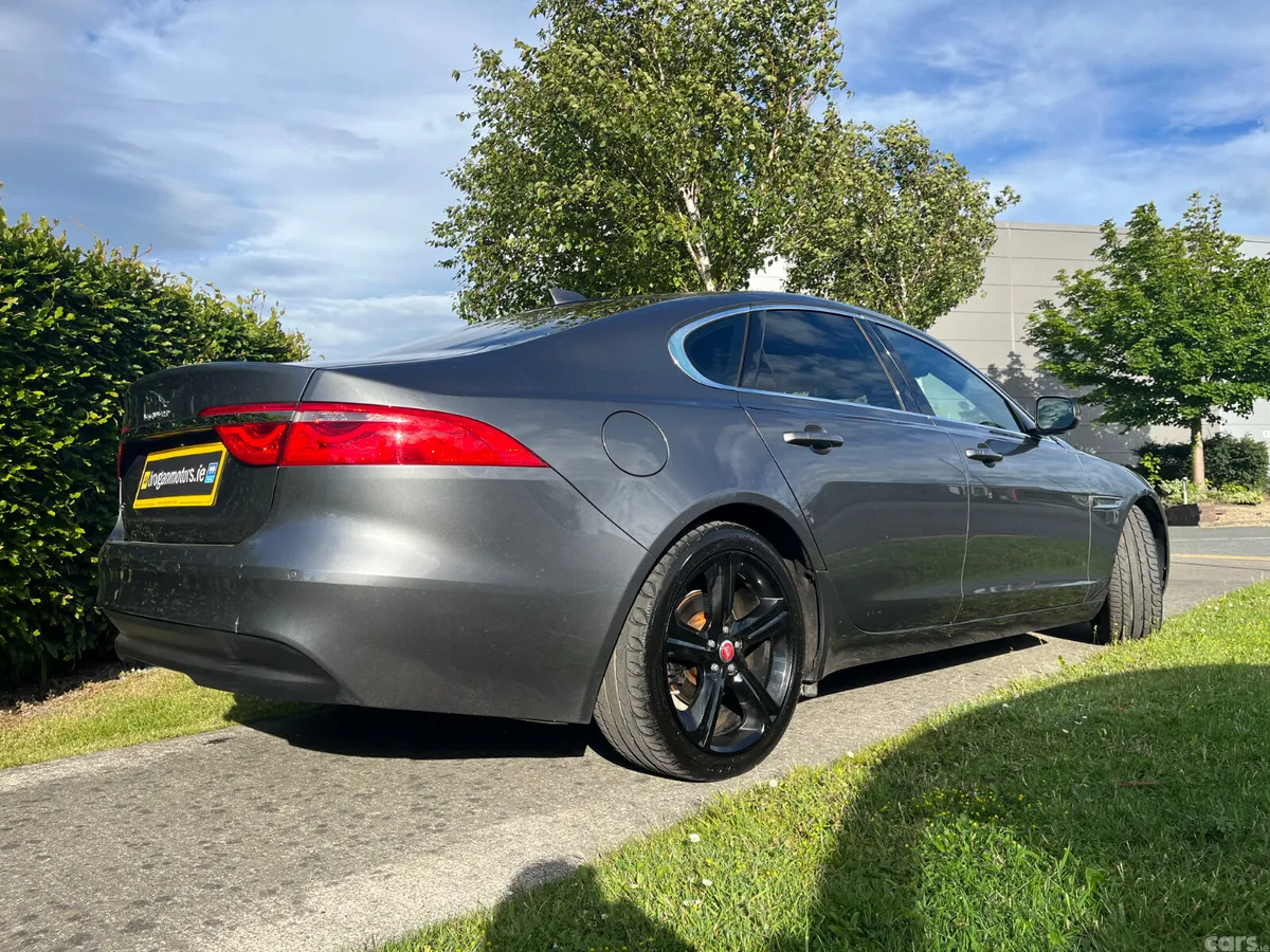 Jaguar XF Saloon, Diesel, 2017, Grey