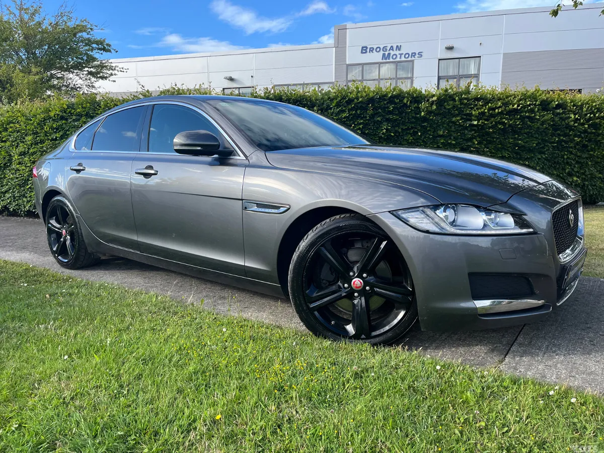 Jaguar XF Saloon, Diesel, 2017, Grey