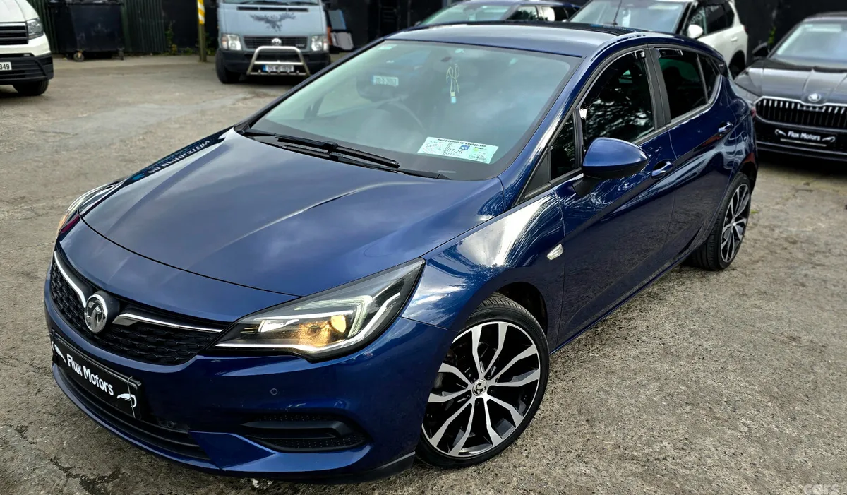 Vauxhall Astra Hatchback, Diesel, 2020, Blue