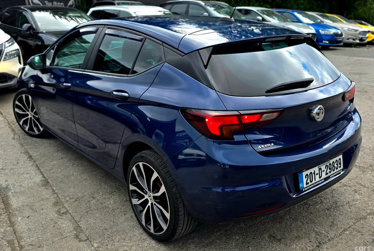 Vauxhall Astra Hatchback, Diesel, 2020, Blue