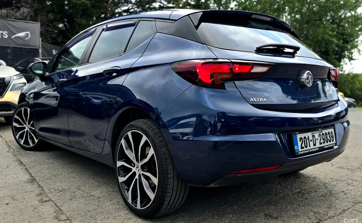 Vauxhall Astra Hatchback, Diesel, 2020, Blue