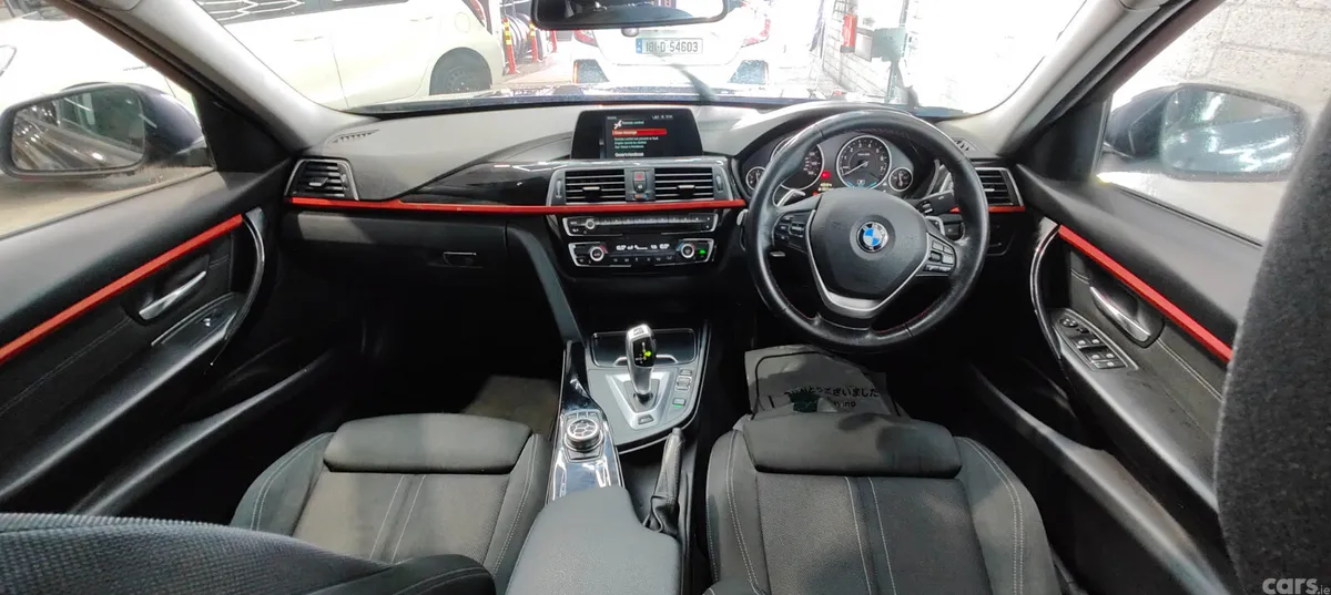 BMW 3-Series Saloon, Petrol Plug-in Hybrid, 2018, Grey