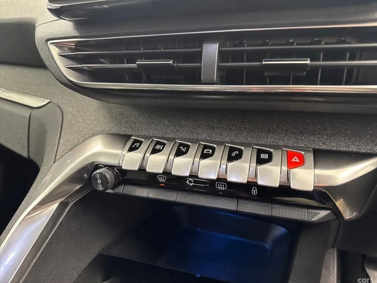Peugeot 3008 MPV, Diesel, 2022, White