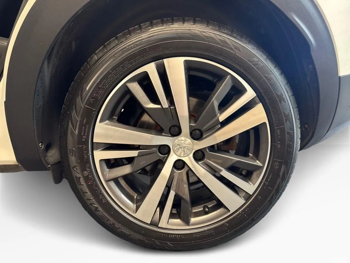 Peugeot 3008 MPV, Diesel, 2022, White