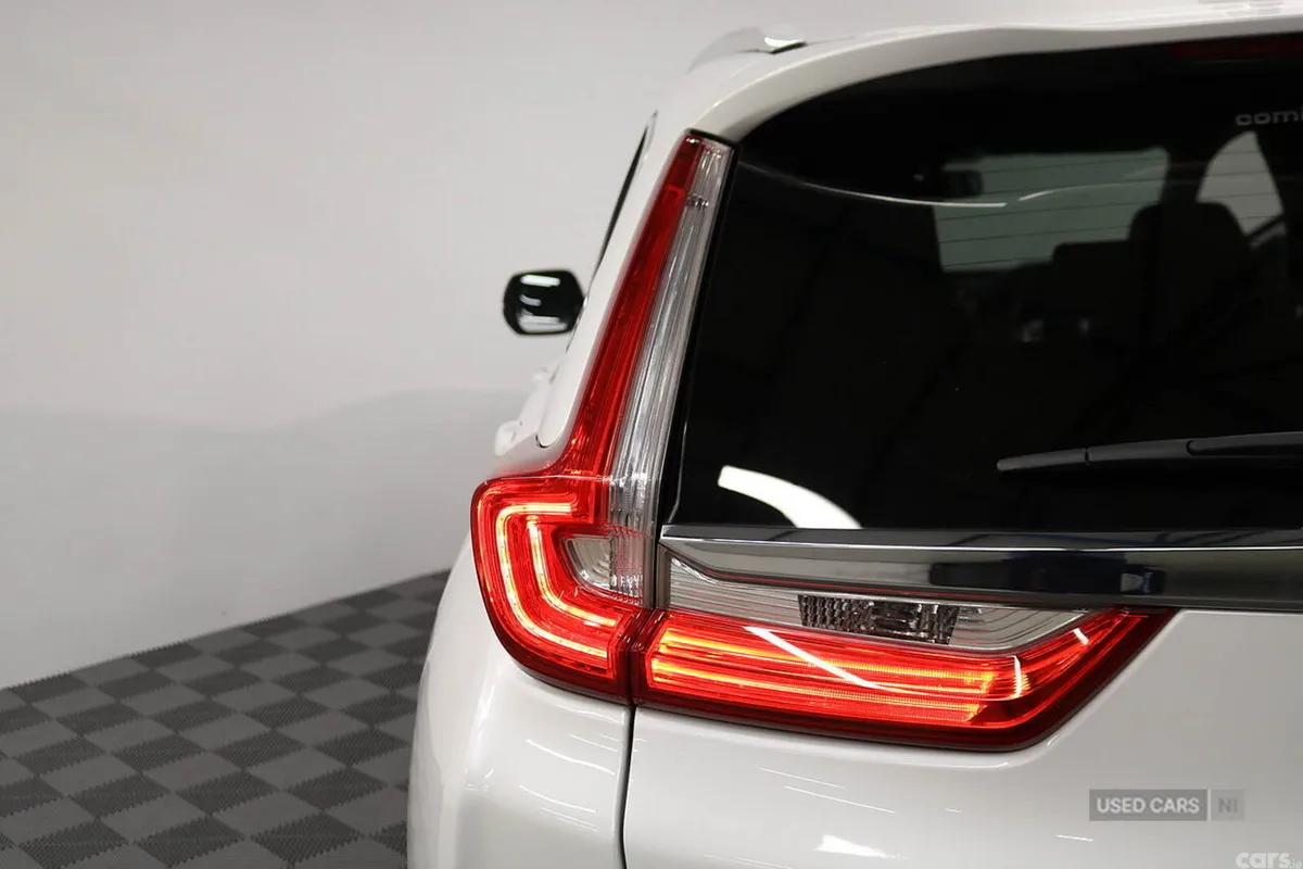 Honda CR-V SUV, Petrol Hybrid, 2022, White