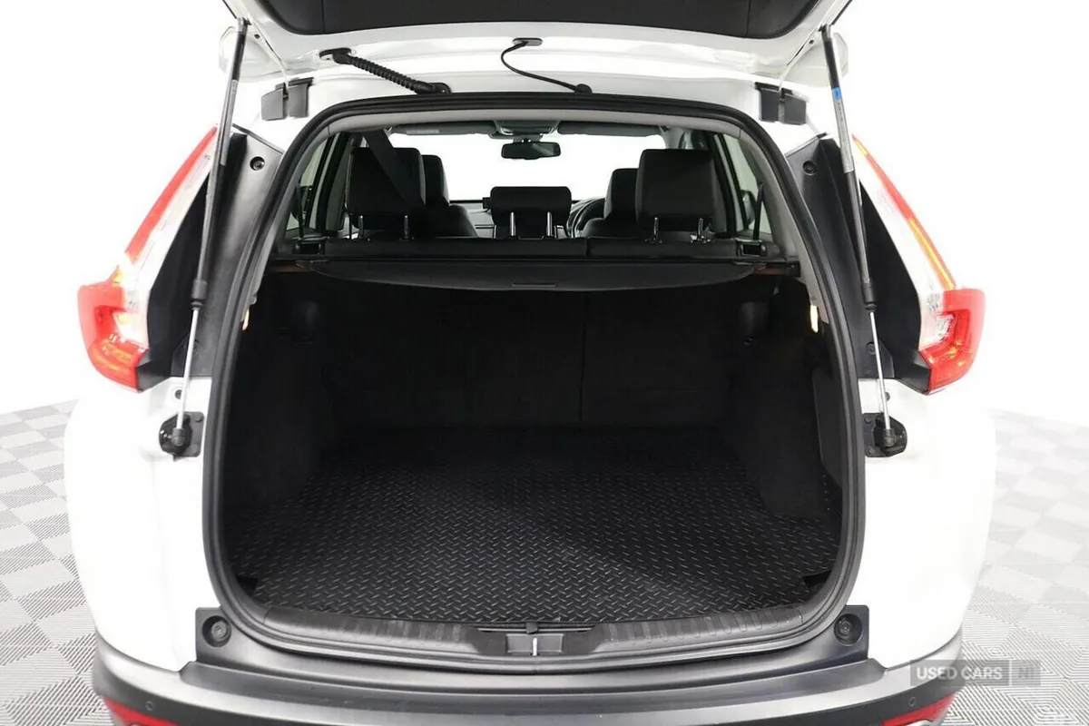 Honda CR-V SUV, Petrol Hybrid, 2022, White