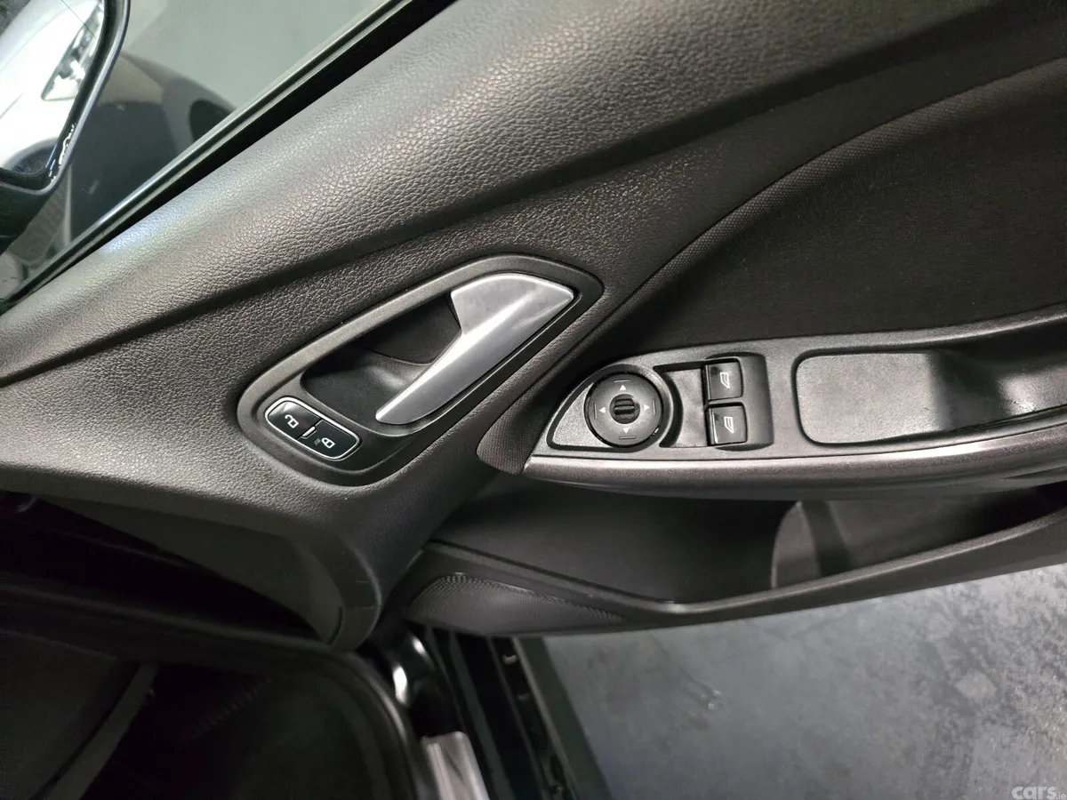 Ford Focus Hatchback, Petrol, 2018, Black