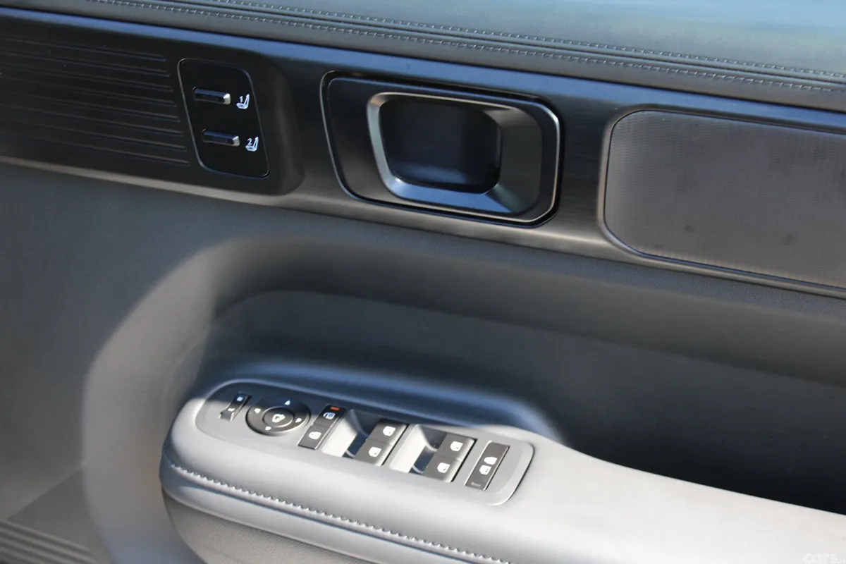 Hyundai Santa Fe SUV, Petrol Plug-in Hybrid, 2026, Grey