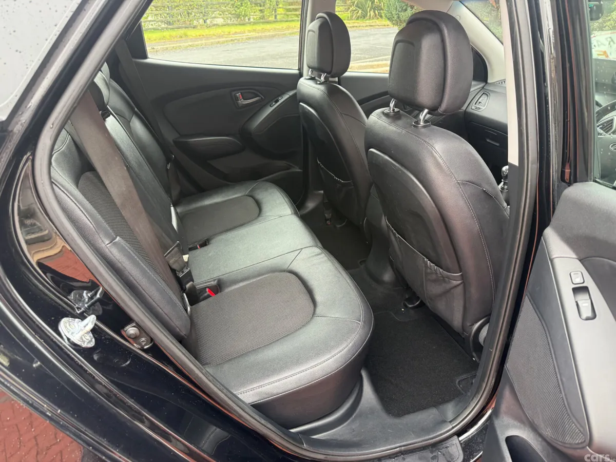 Hyundai ix35 SUV, Diesel, 2015, Black