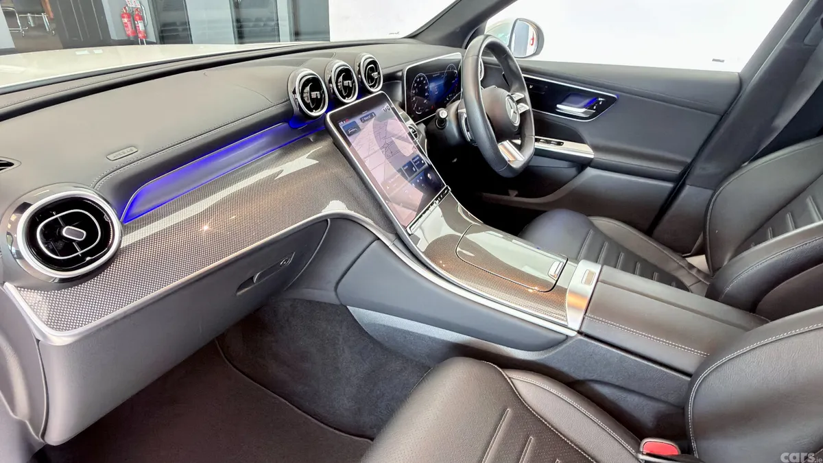 Mercedes-Benz GLC SUV, Diesel Plug-in Hybrid, 2023, White