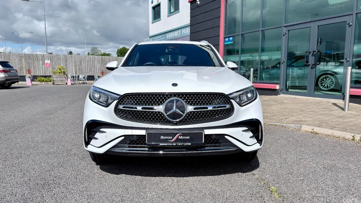 Mercedes-Benz GLC SUV, Diesel Plug-in Hybrid, 2023, White