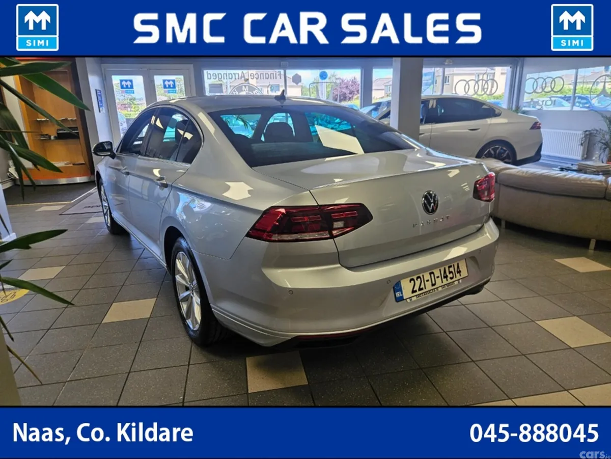 Volkswagen Passat Saloon, Diesel, 2022, Grey