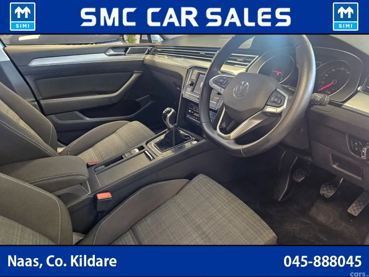 Volkswagen Passat Saloon, Diesel, 2022, Grey