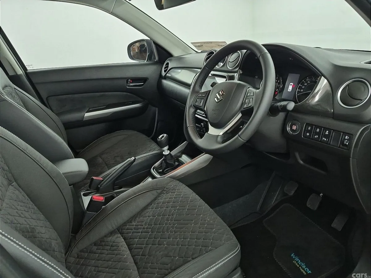 Suzuki Vitara SUV, Petrol Hybrid, 2026, Black