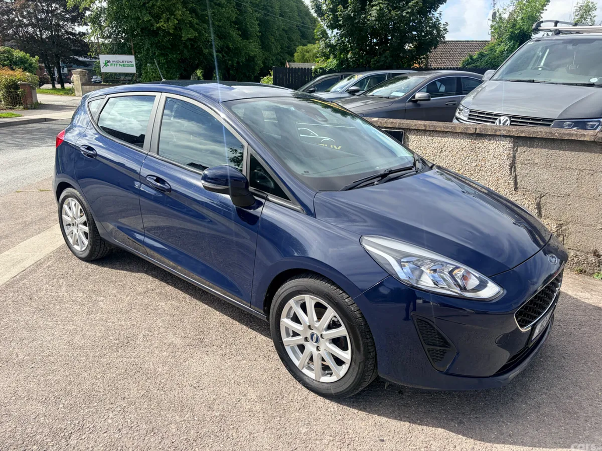Ford Fiesta Hatchback, Petrol, 2018, Blue