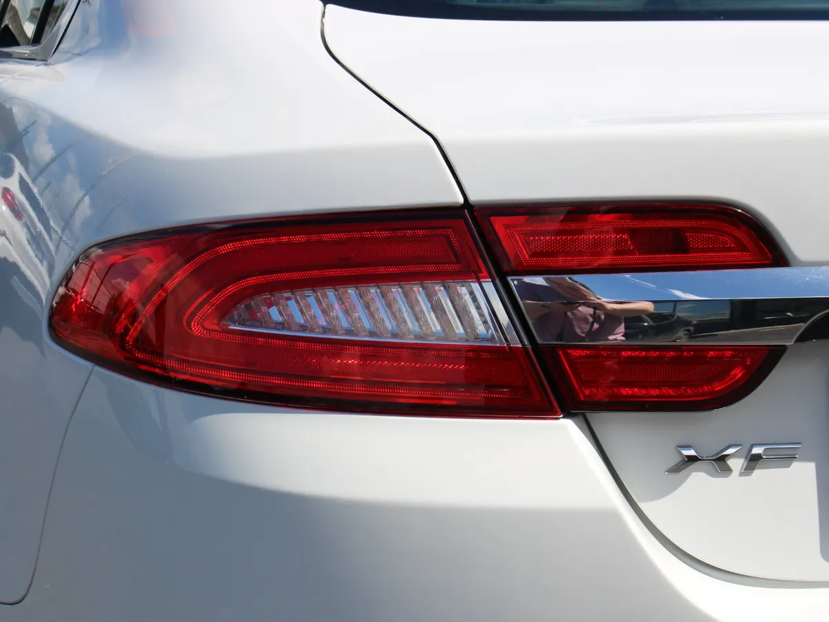 Jaguar XF Saloon, Diesel, 2014, White