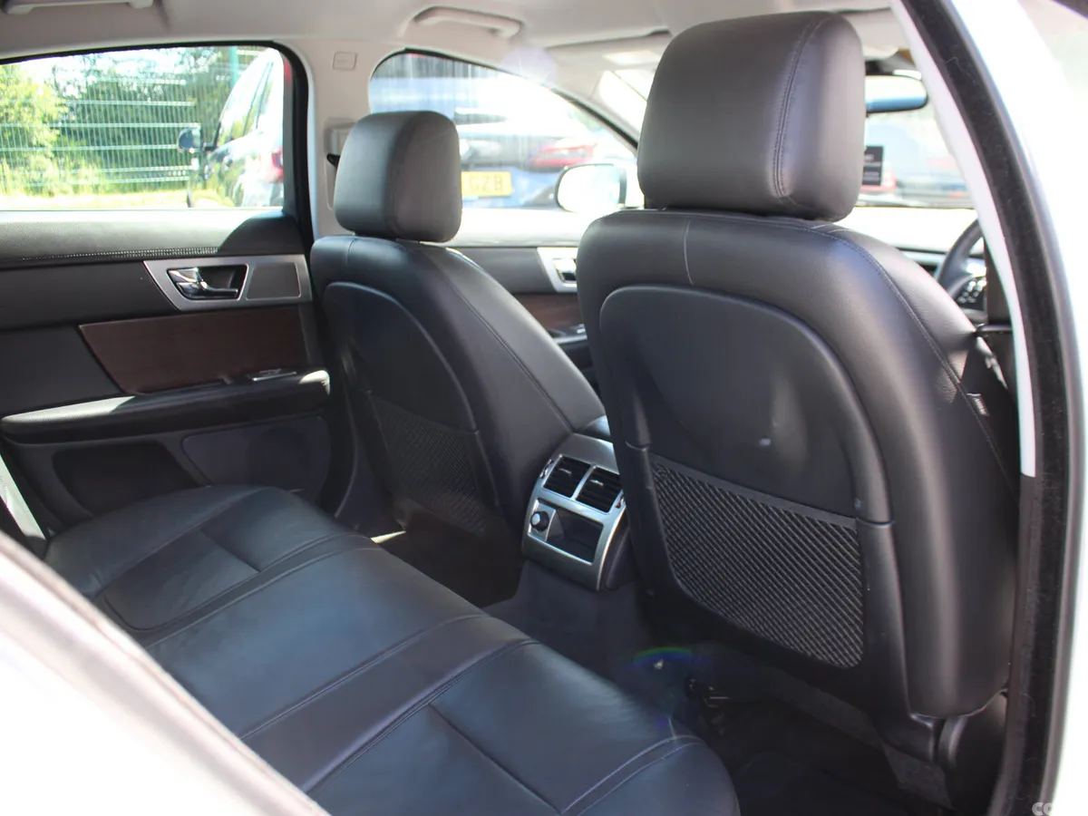 Jaguar XF Saloon, Diesel, 2014, White
