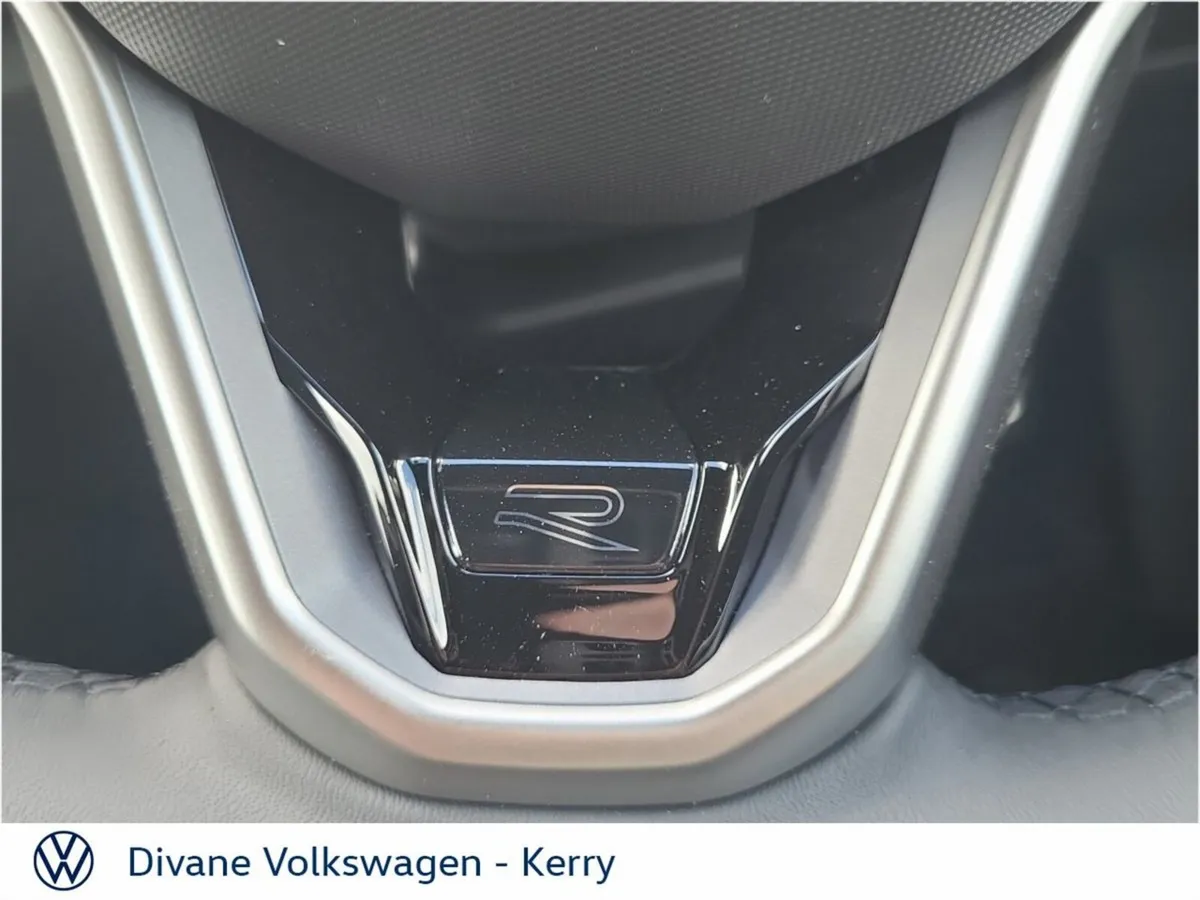 Volkswagen Tayron SUV, Petrol Plug-in Hybrid, 2027, Purple
