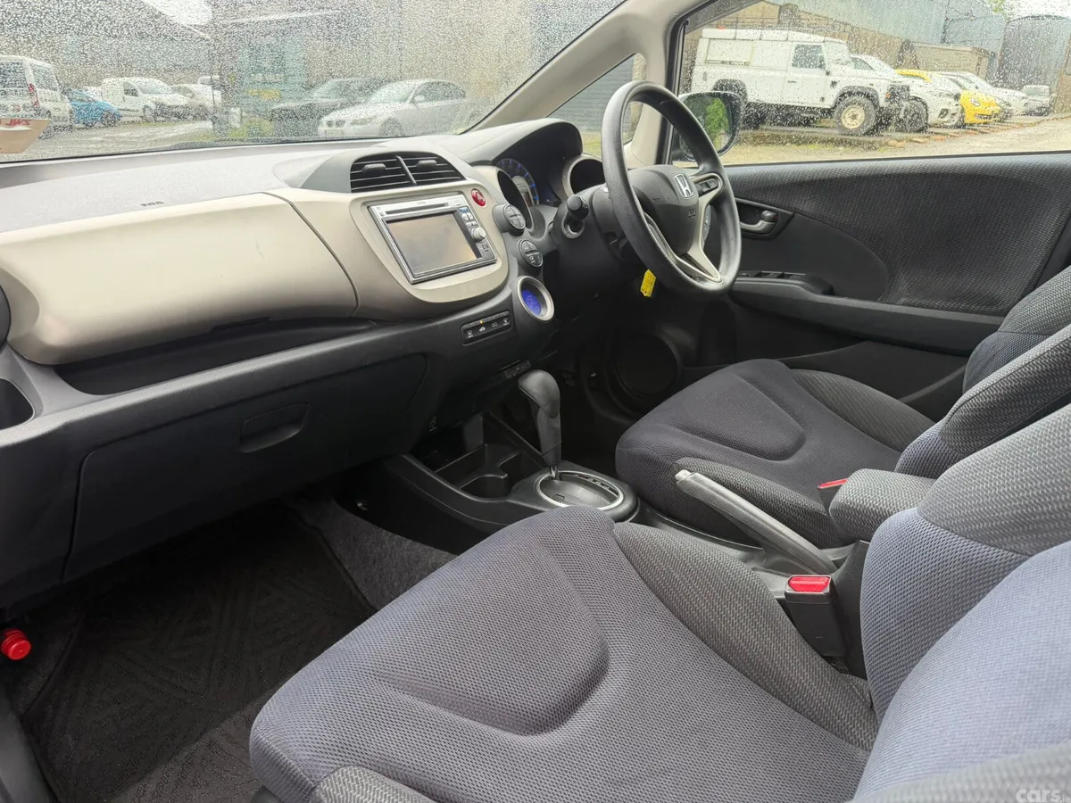 Honda Fit Hatchback, Petrol Hybrid, 2011, White