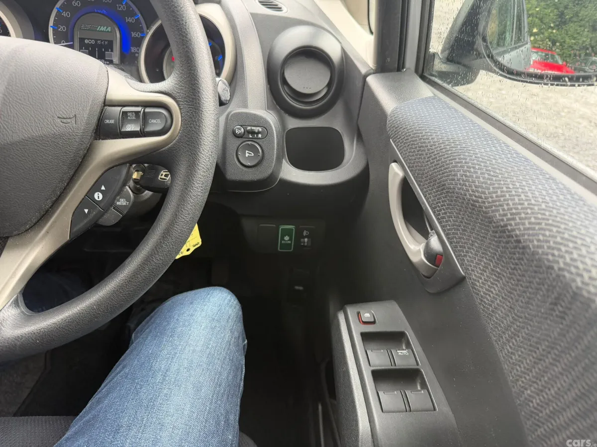 Honda Fit Hatchback, Petrol Hybrid, 2011, White