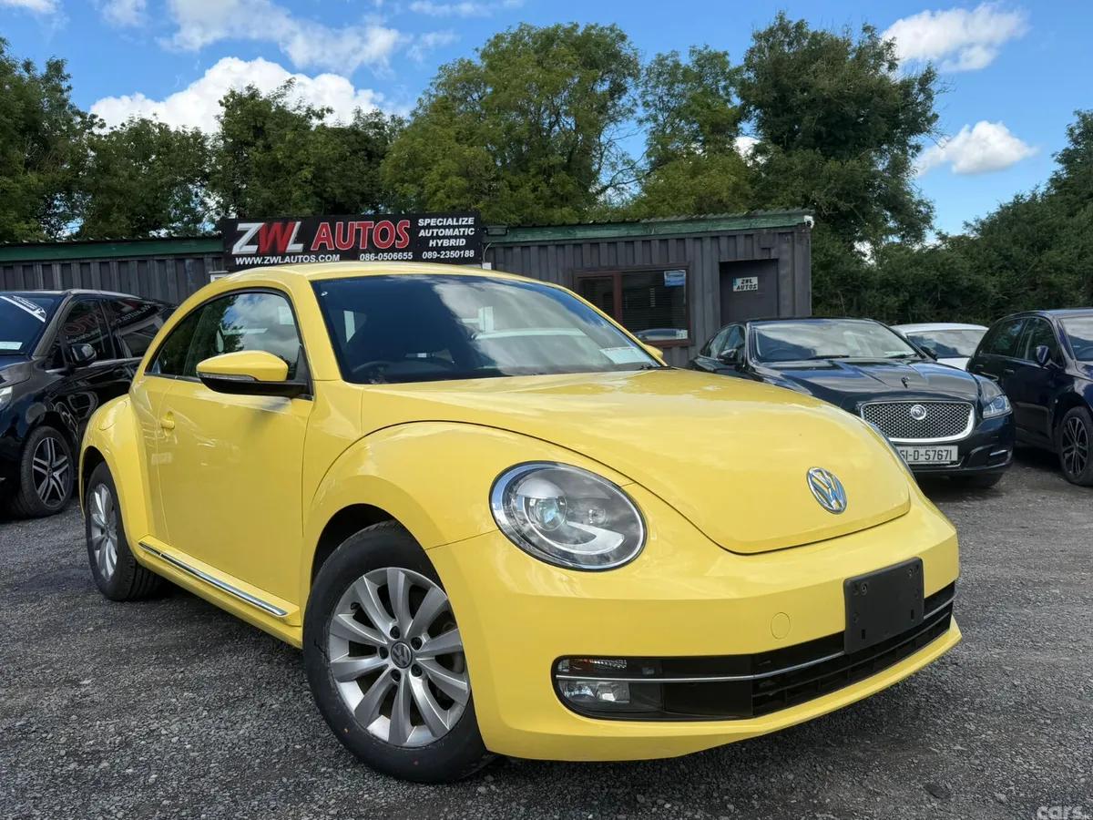 Volkswagen Beetle Coupe, Petrol, 2015, Yellow