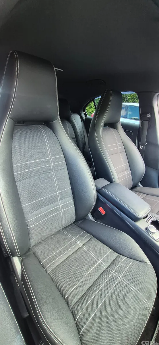 Mercedes-Benz A-Class Hatchback, Petrol, 2015, Black
