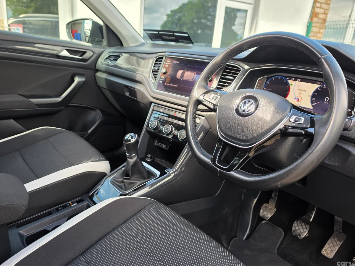 Volkswagen T-Roc SUV, Petrol, 2020, Black
