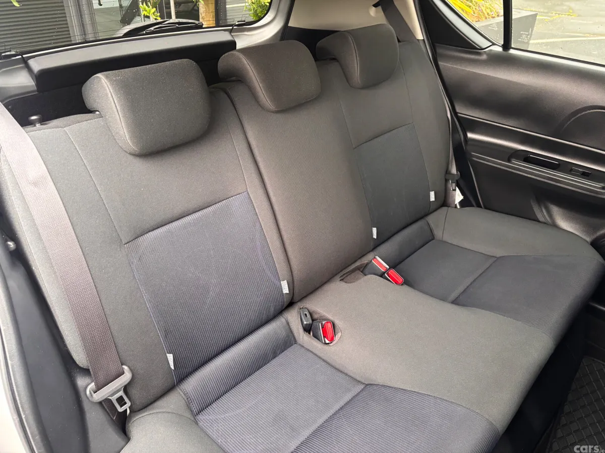 Toyota Aqua Hatchback, Petrol Hybrid, 2017, Silver
