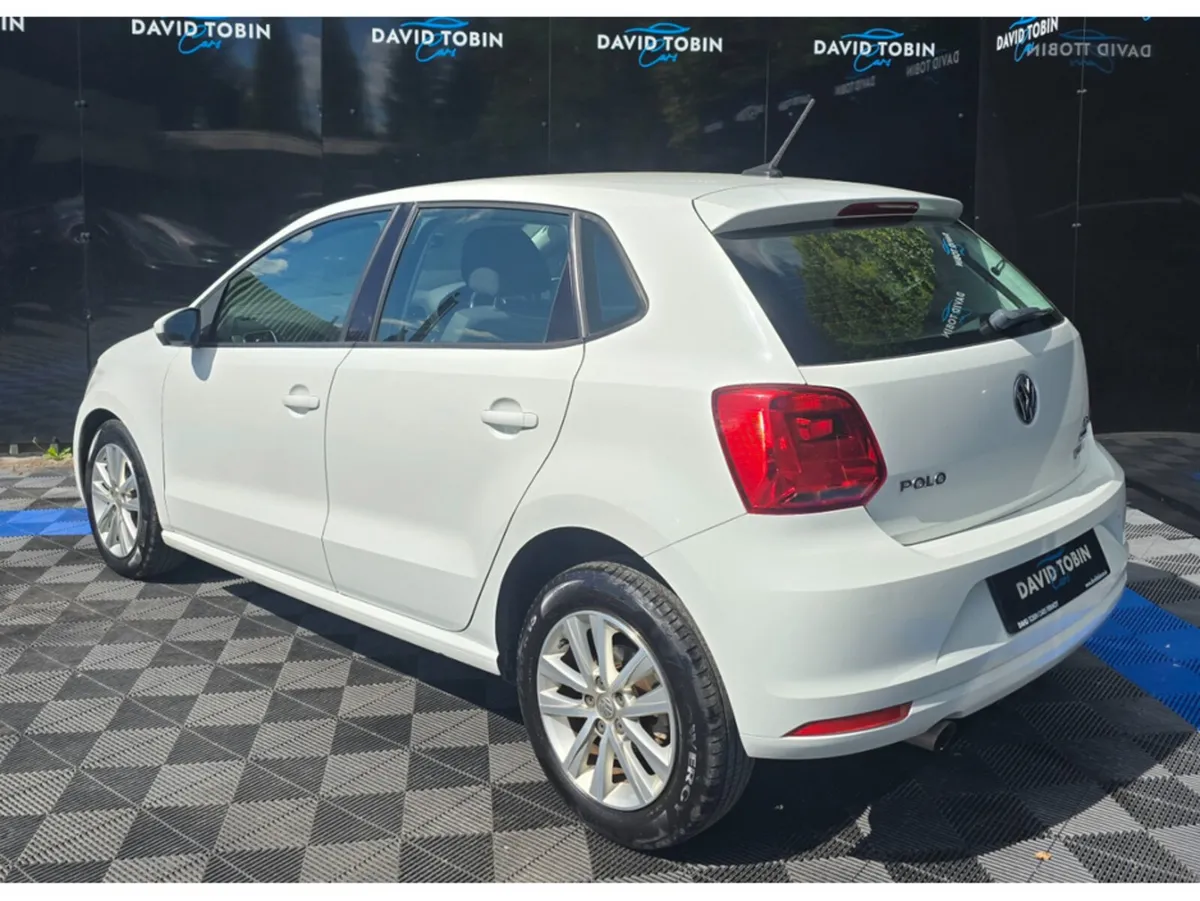Volkswagen Polo Hatchback, Petrol, 2017, White