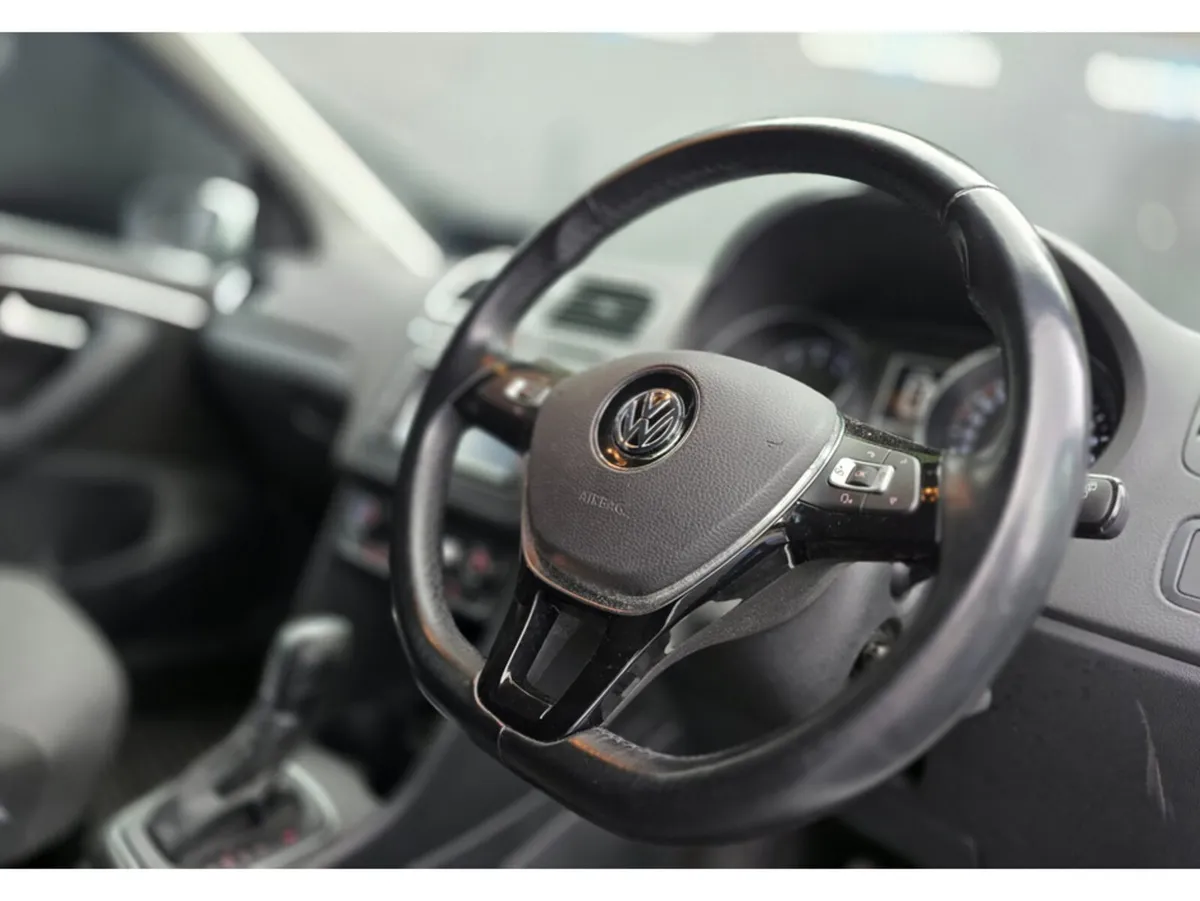 Volkswagen Polo Hatchback, Petrol, 2017, White