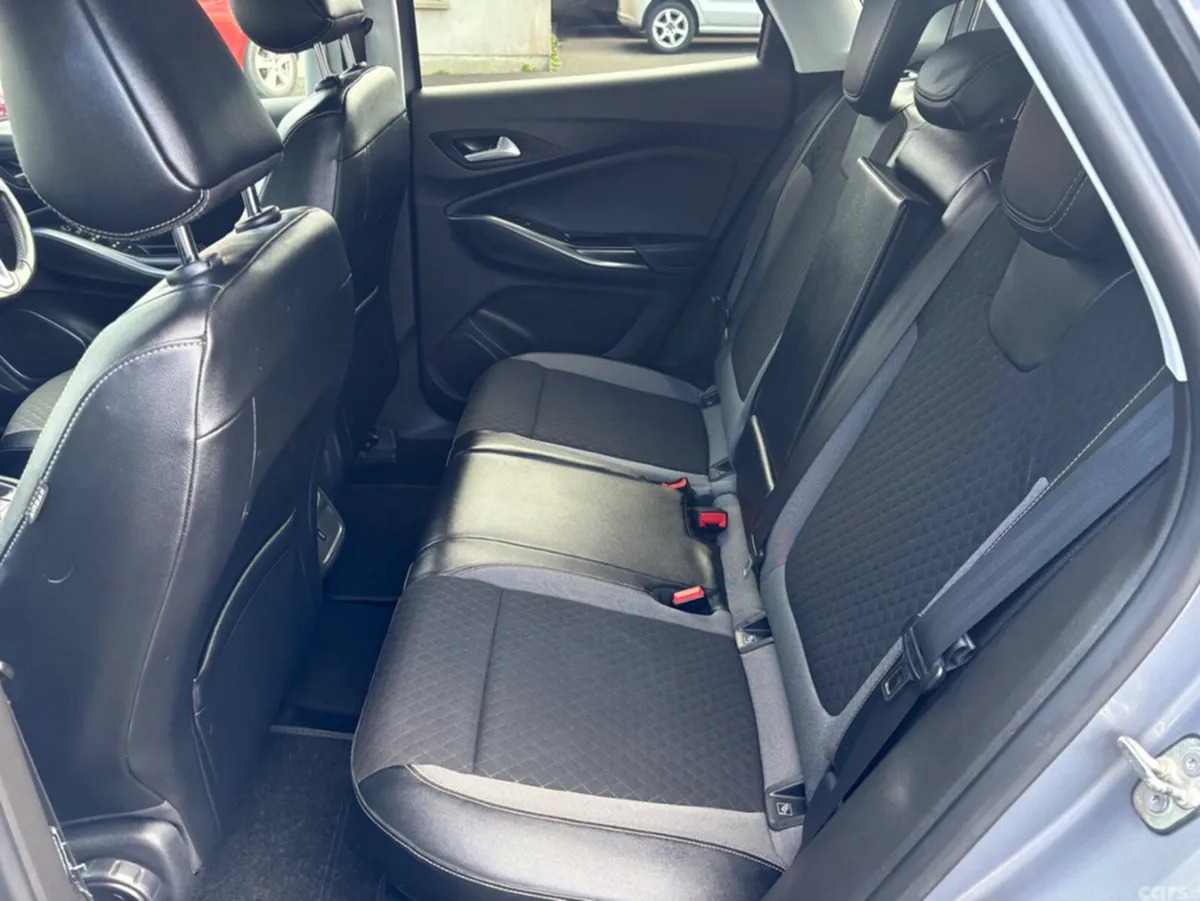 Opel Grandland X SUV, Diesel, 2019, Grey