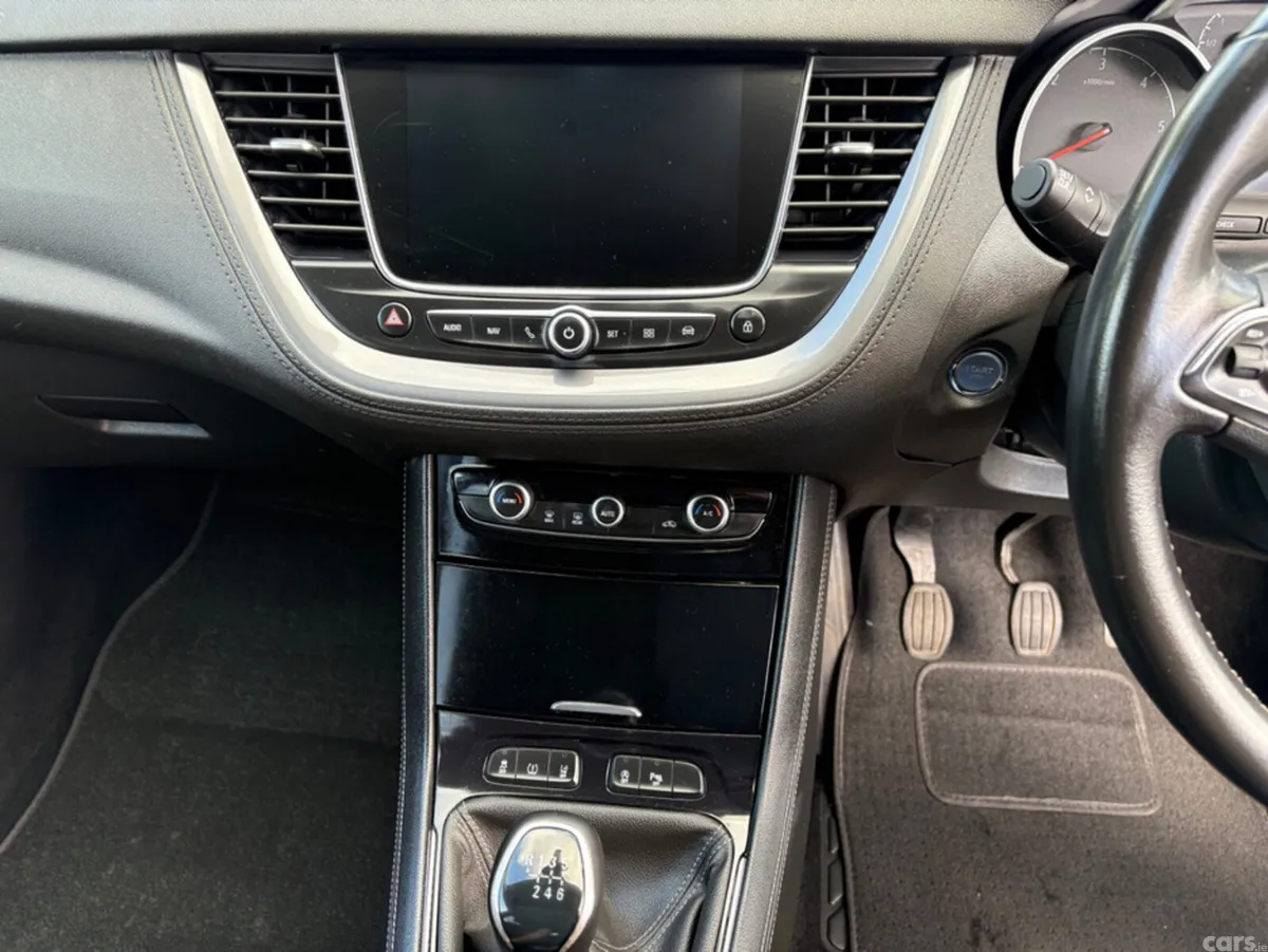 Opel Grandland X SUV, Diesel, 2019, Grey