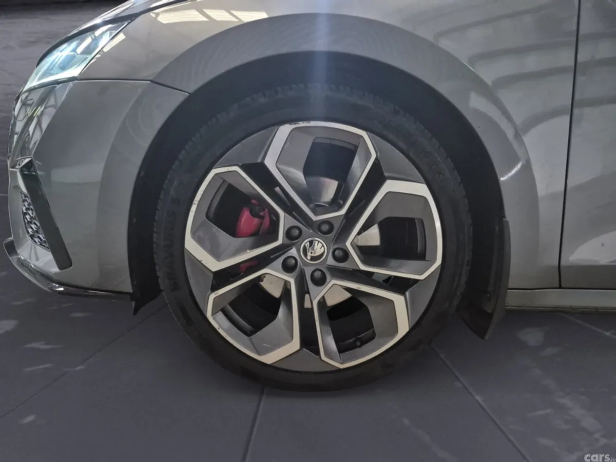 Skoda Octavia Estate, Diesel, 2023, Grey