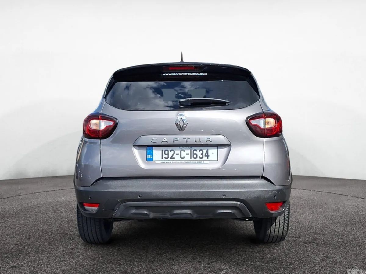 Renault Captur Hatchback, Diesel, 2019, Grey