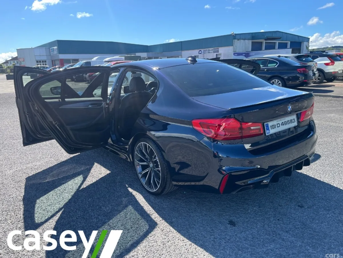 BMW 5-Series Saloon, Diesel, 2019, Black