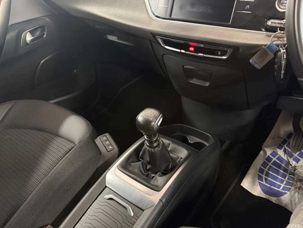 Citroen C4 Hatchback, Diesel, 2021, Red