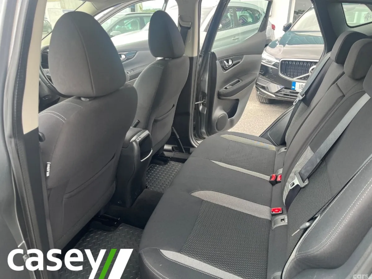 Nissan Qashqai MPV, Diesel, 2018, Grey
