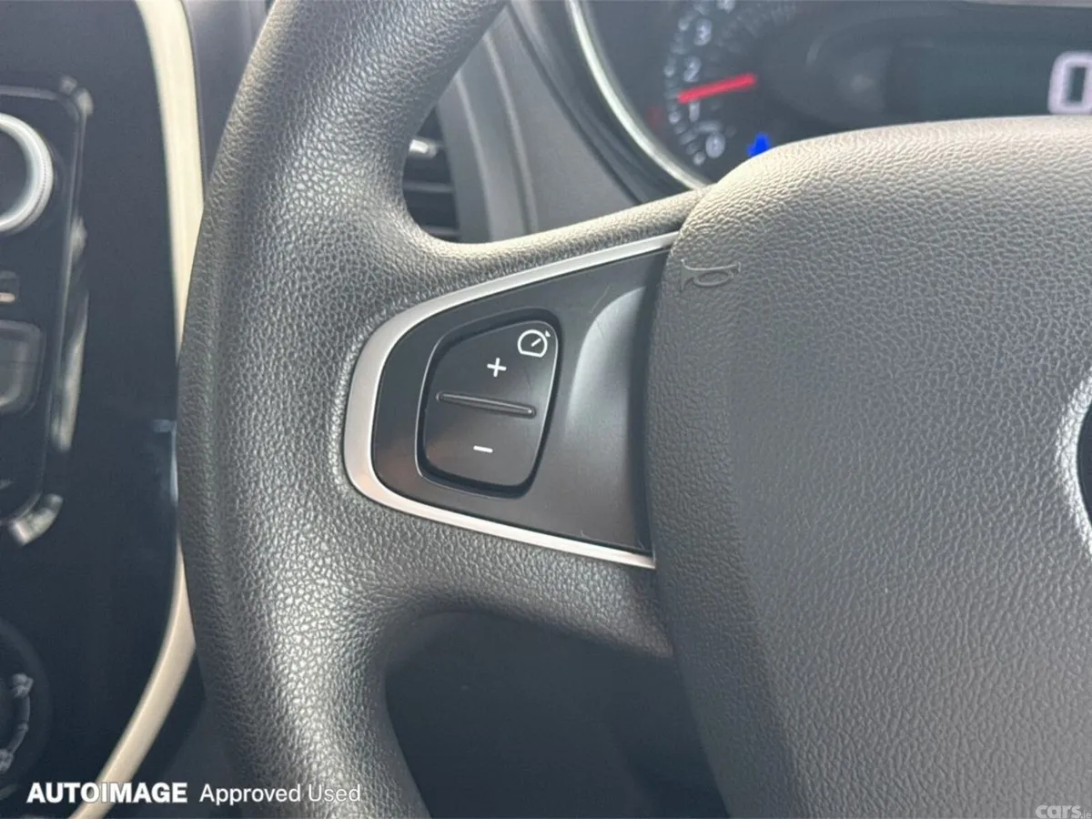 Renault Captur Hatchback, Petrol, 2019, Grey